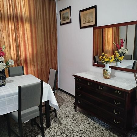 Apartamento Acogedor Sevilla Kültér fotó